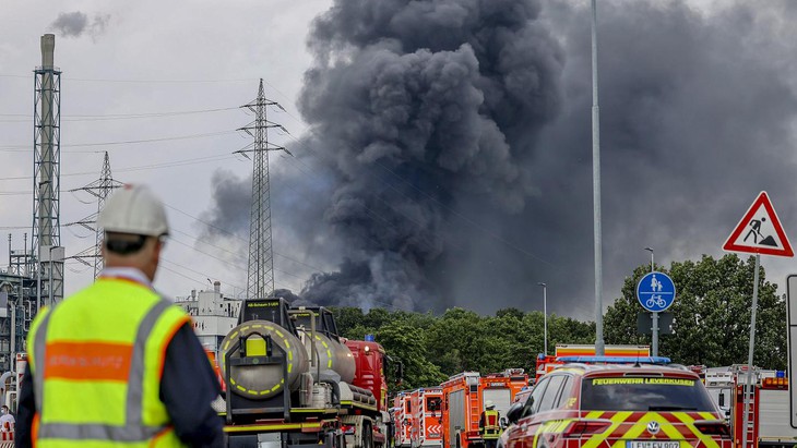 vu no tai khu to hop hoa chat o Duc